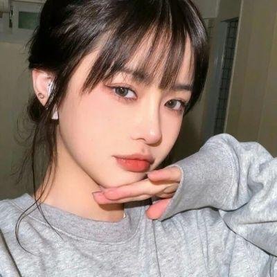 阳光灿烂的女人